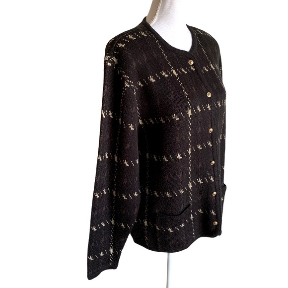VINTAGE CARDIGAN SWEATER GOLD TONE BUTTON FRONT BLACK PATTERN SIZE XL - Picture 3 of 8